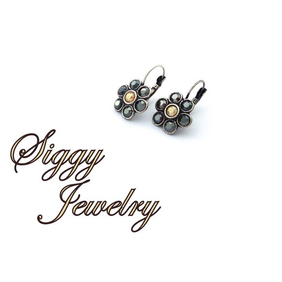 Swarovski Crystal Black and Champagne Earrings - Picture 4 of 7